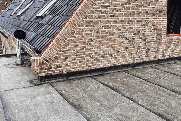 Nieuw dak laten plaatsen